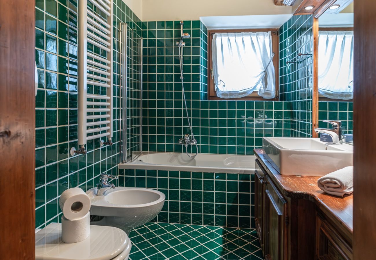 Ferienwohnung in Cortina d´Ampezzo - Casa Chalet Cortina – Großzügige Räume und Dolomitenpanorama