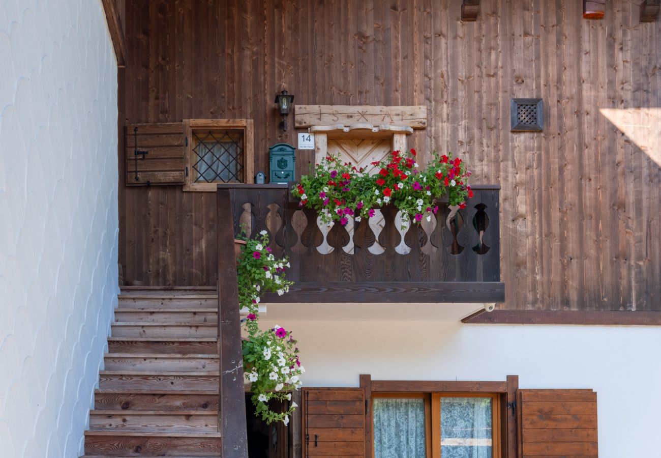 Ferienwohnung in Cortina d´Ampezzo - Casa Chalet Cortina – Großzügige Räume und Dolomitenpanorama