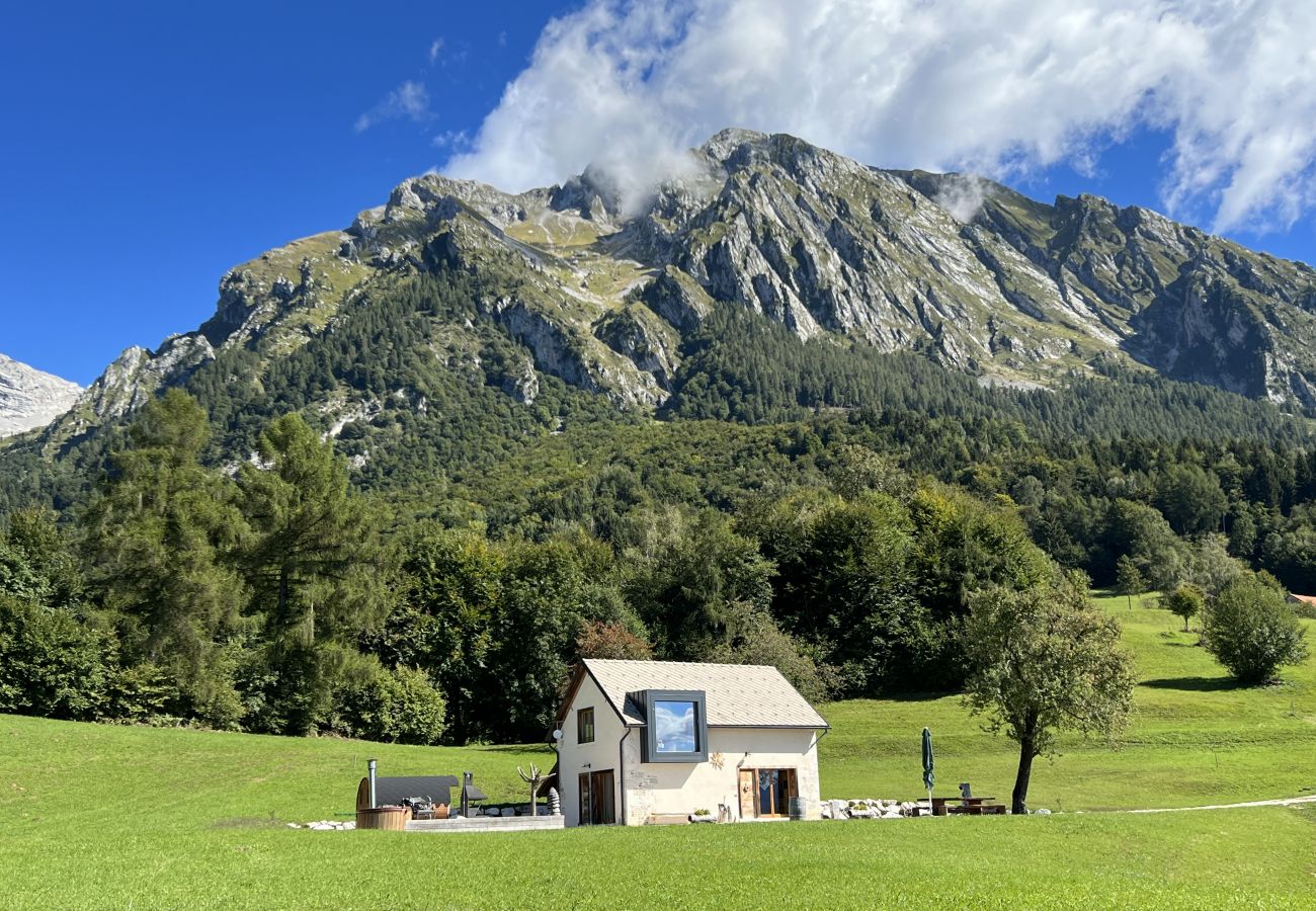 Chalet in Chies d´Alpago - Casera Cornolera