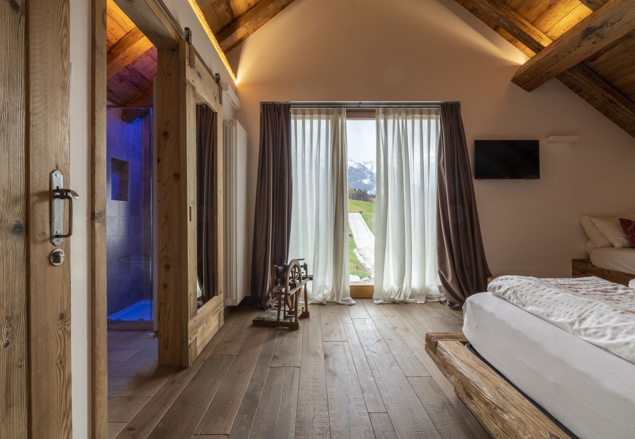 Chalet in Chies d´Alpago - Casera Cornolera