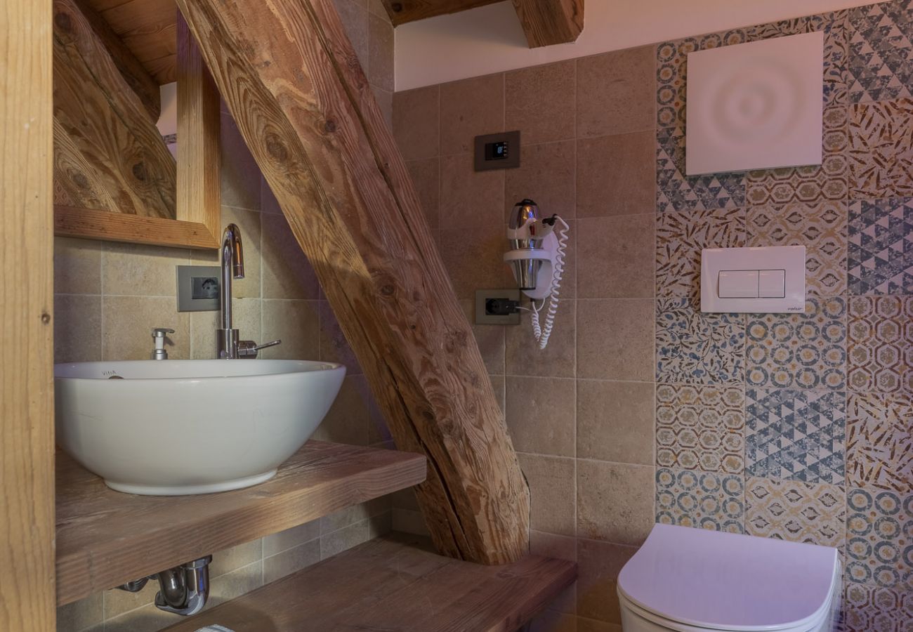 Chalet in Chies d´Alpago - Casera Cornolera
