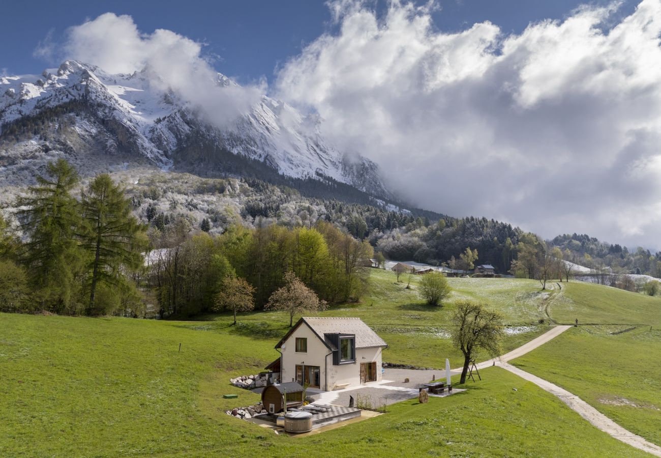 Chalet in Chies d´Alpago - Casera Cornolera
