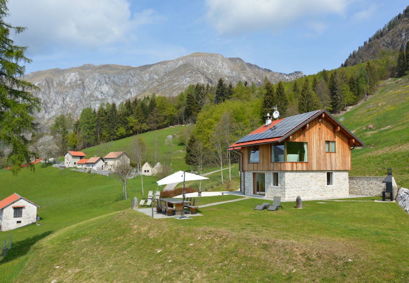 Chalet in Chies d´Alpago - Casera Degnona