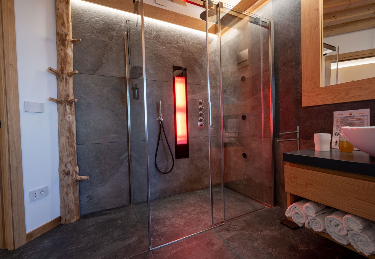 Apartment in Chies d´Alpago - Casera Cal De Mez Sot - Wellness Chalet 