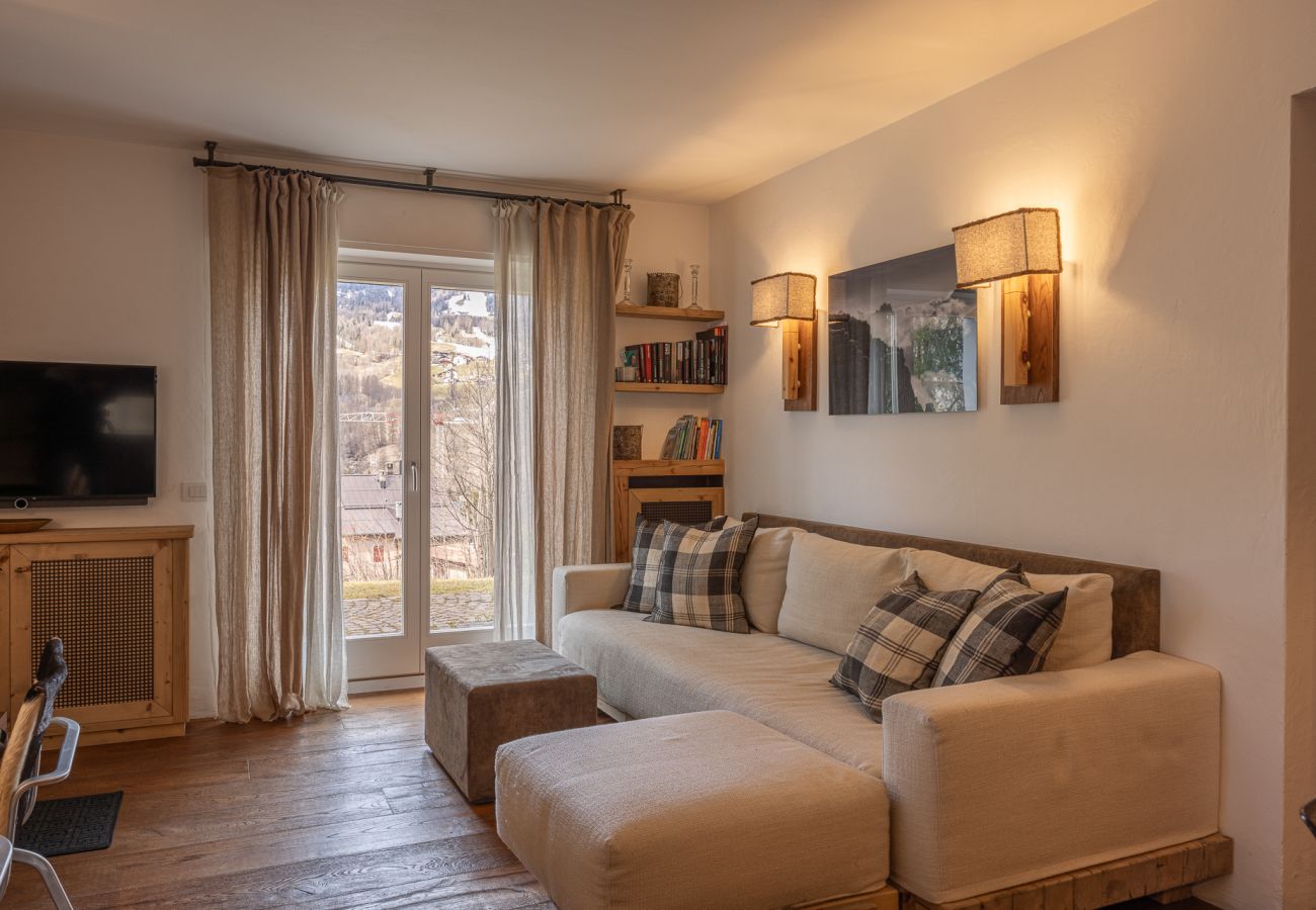 Apartment in Cortina d´Ampezzo - Casa Bucaneve, with panoranic terrace  