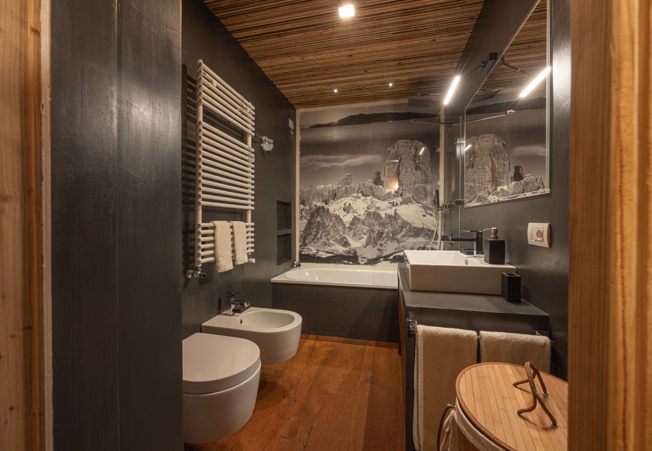 Apartment in Cortina d´Ampezzo - Casa Bucaneve, with panoranic terrace  
