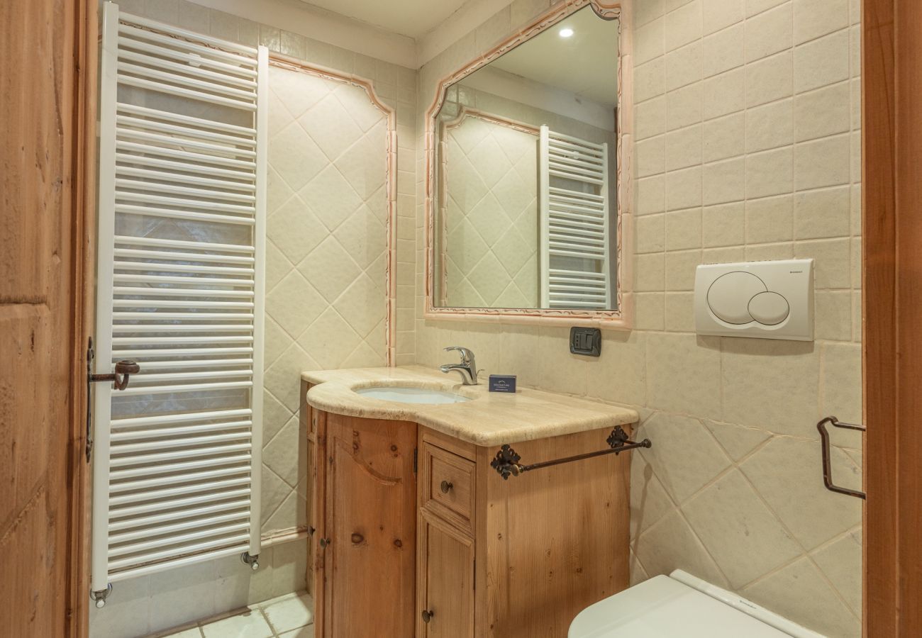 Apartment in Cortina d´Ampezzo - Casa Col, near the ski slopes with view of the Dolomites