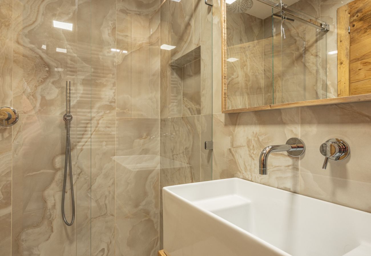 Apartment in Cortina d´Ampezzo - Ca' Dolomiti, luxurious, panoramic and close to the center and the slopes