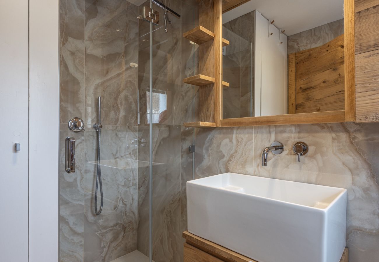 Apartment in Cortina d´Ampezzo - Ca' Dolomiti, luxurious, panoramic and close to the center and the slopes