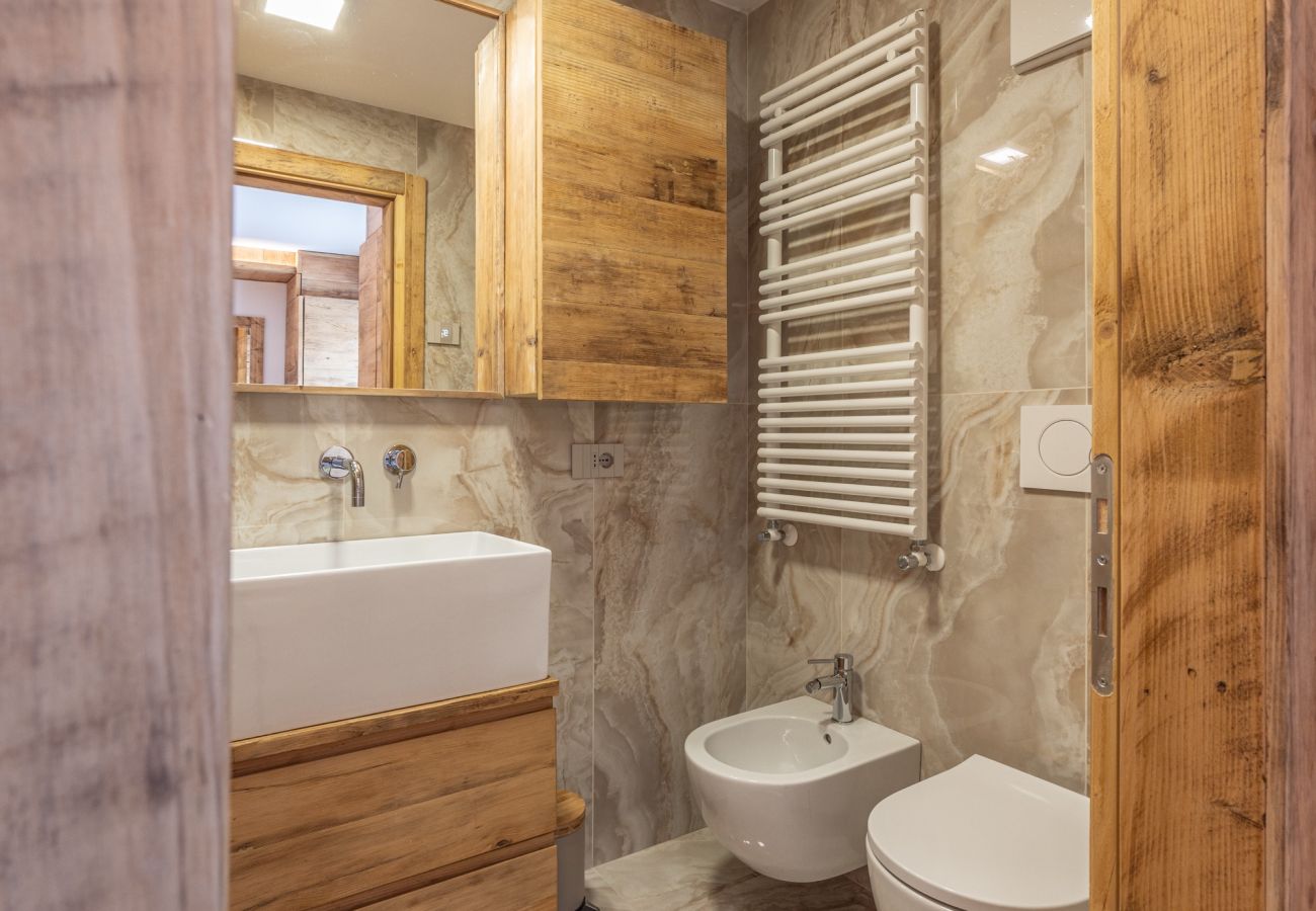 Apartment in Cortina d´Ampezzo - Ca' Dolomiti, luxurious, panoramic and close to the center and the slopes