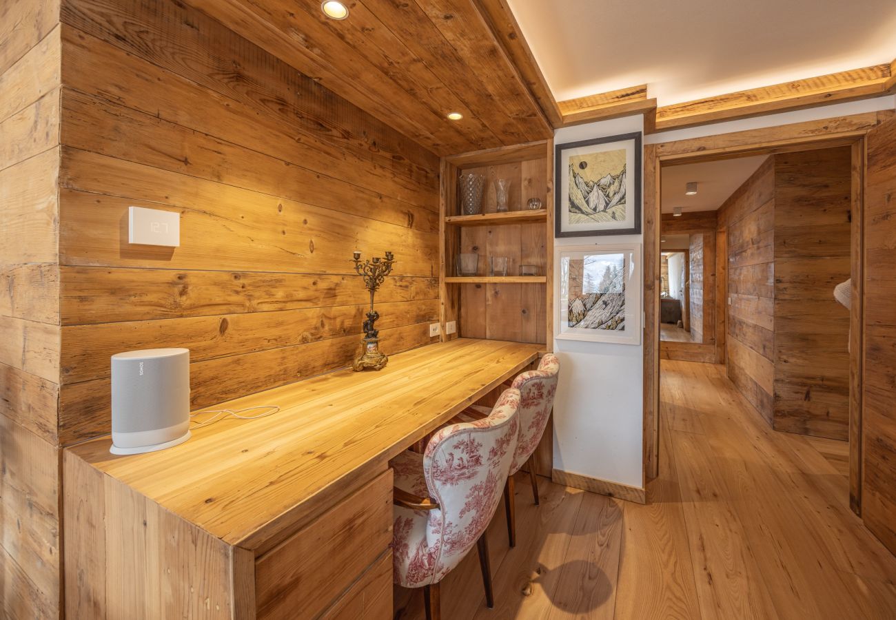 Apartment in Cortina d´Ampezzo - Ca' Dolomiti, luxurious, panoramic and close to the center and the slopes