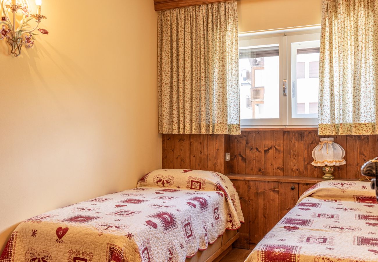 Apartment in Cortina d´Ampezzo - Casa Sette, in the center of Cortina d'Ampezzo 
