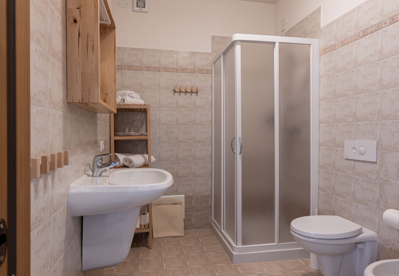 Farm stay in Tambre - Agriturismo Filippon- Room Bosco