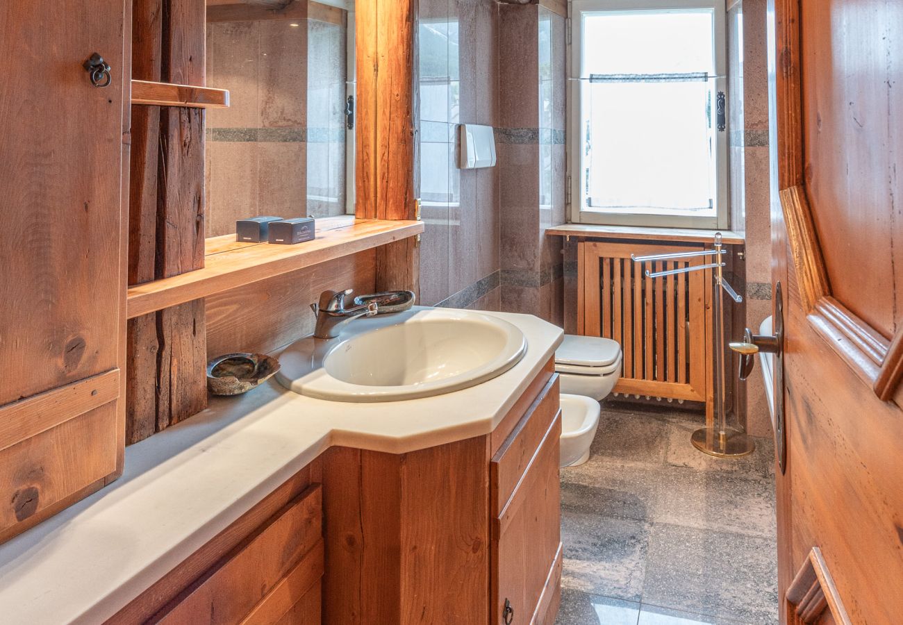 Apartment in Cortina d´Ampezzo - Casa Via dei Prati, large, panoramic and in the center