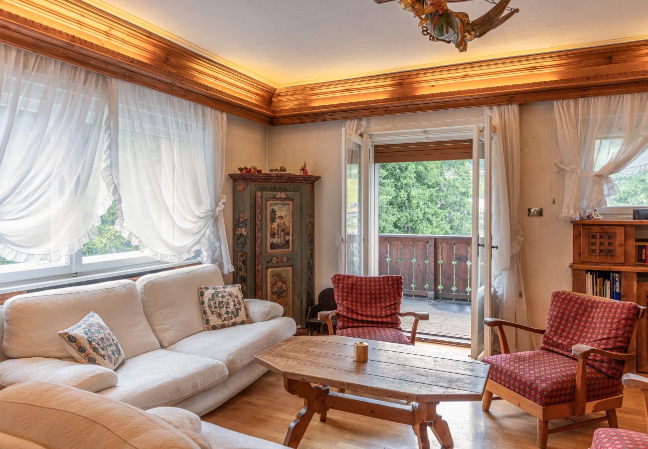 Apartment in Cortina d´Ampezzo - Casa Via dei Prati, large, panoramic and in the center