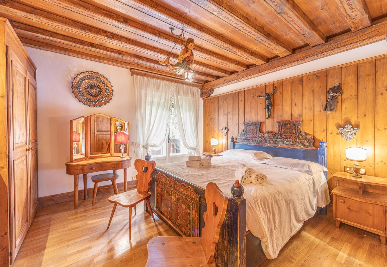 Apartment in Cortina d´Ampezzo - Casa Via dei Prati, large, panoramic and in the center