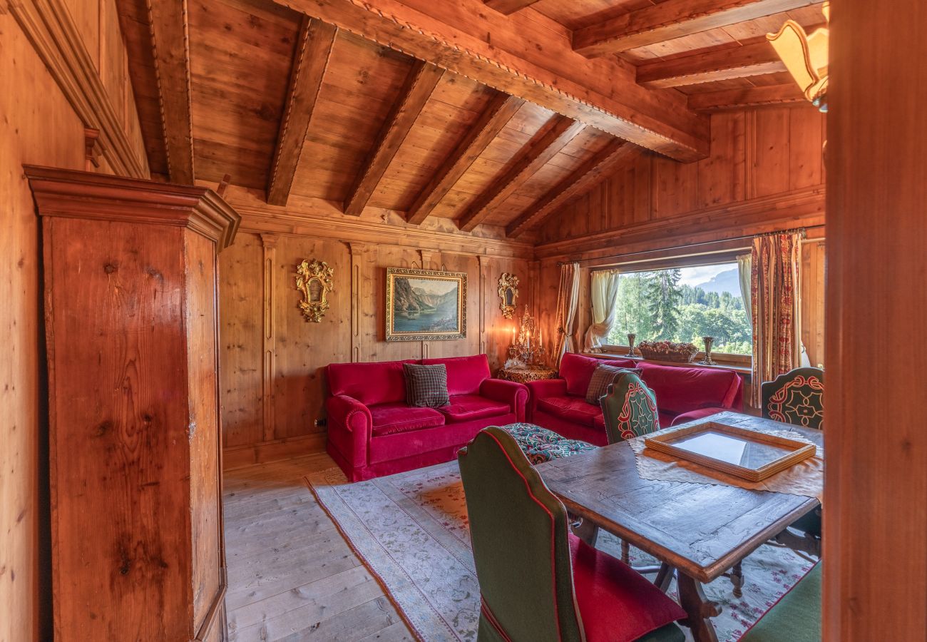 Apartment in Cortina d´Ampezzo - Casa Cirmoli, a cozy attic surrounded by greenery