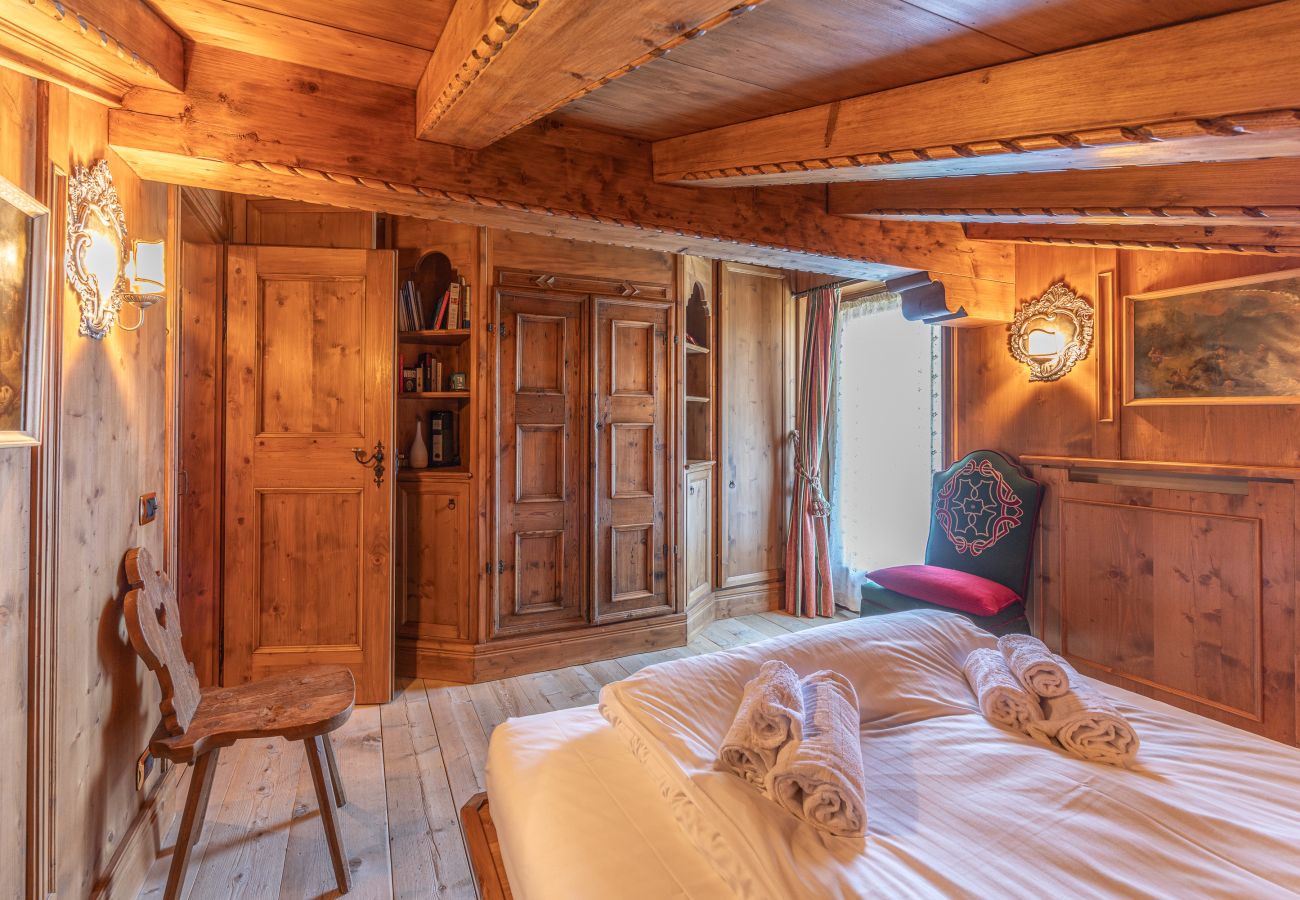 Apartment in Cortina d´Ampezzo - Casa Cirmoli, a cozy attic surrounded by greenery