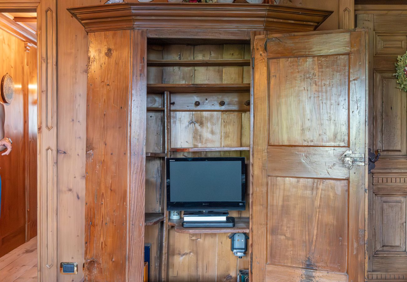 Apartment in Cortina d´Ampezzo - Casa Cirmoli, a cozy attic surrounded by greenery