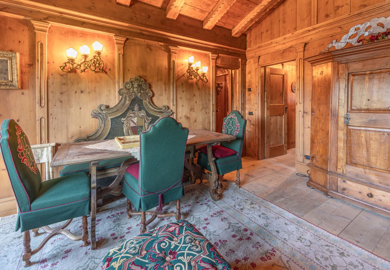 Apartment in Cortina d´Ampezzo - Casa Cirmoli, a cozy attic surrounded by greenery