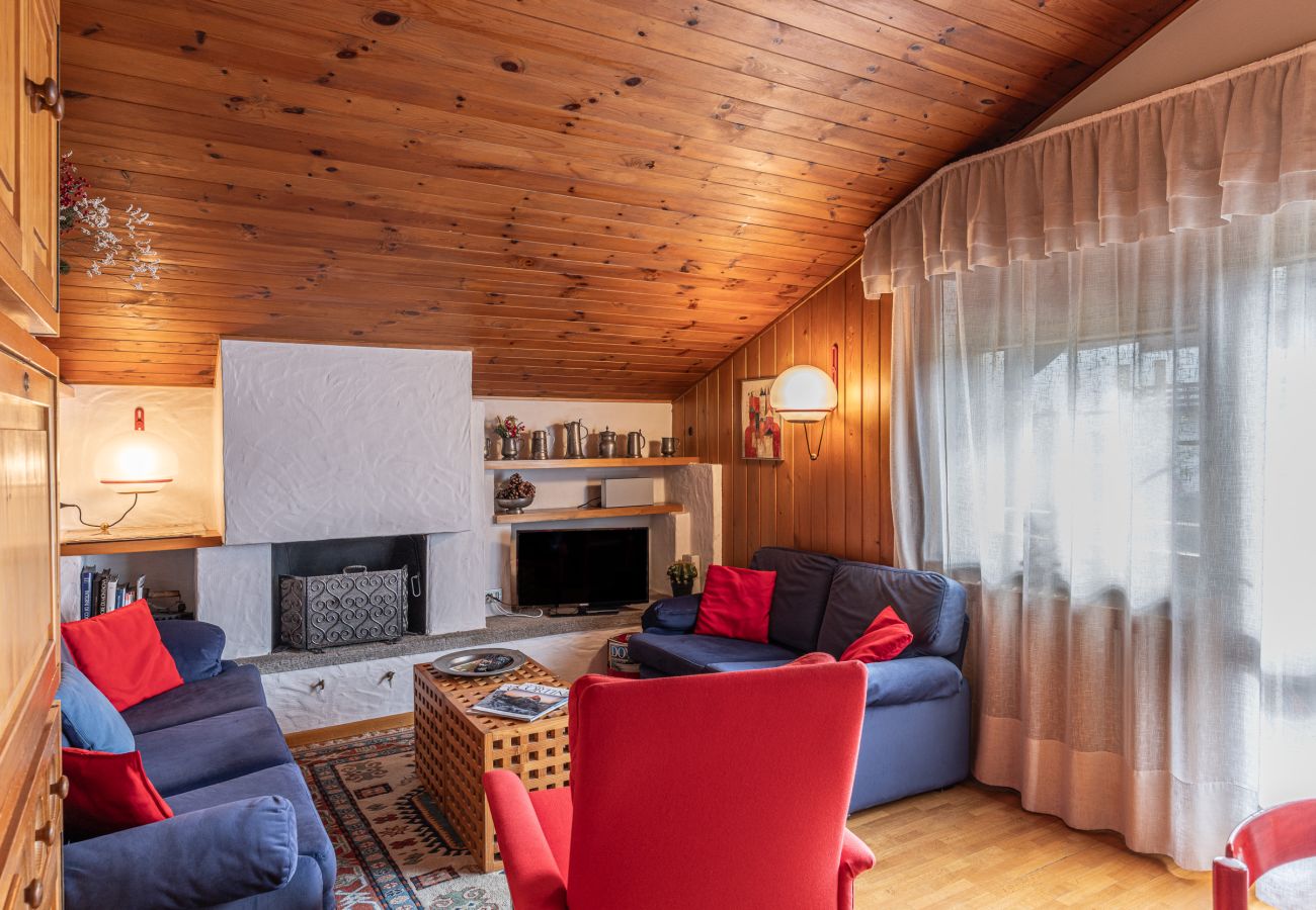 Apartment in Cortina d´Ampezzo - Casa Fior di Ghiaccio, ideal for families Apartment in Cortina d´Ampezzo - Casa Fior di Ghiaccio, ideal for families