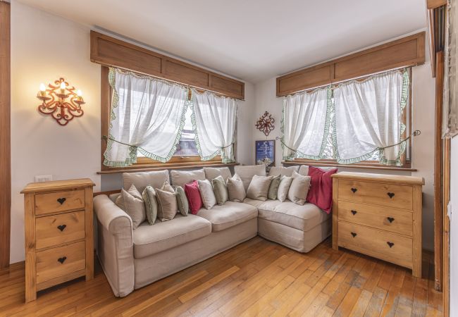  in Cortina d´Ampezzo - Casa Punta Nera 1, spacious and comfortable