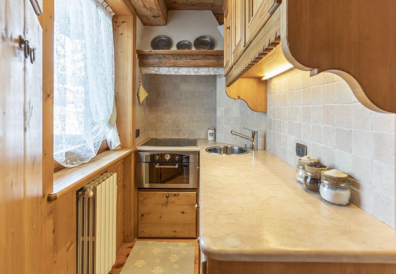 Apartment in Cortina d´Ampezzo - Casa Col 3, a charming two-room apartment 