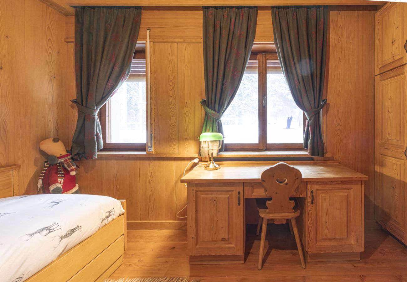 Apartment in Cortina d´Ampezzo - Casa Merisanda, comfortable and surrounded by Natur
