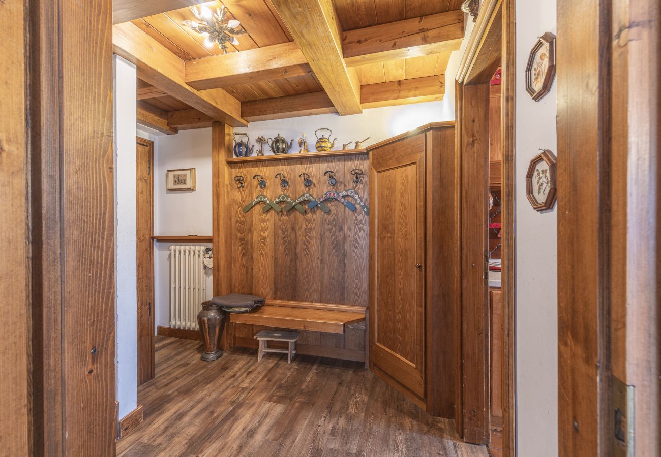 Apartment in Cortina d´Ampezzo - Casa Funivia 2, close to the cable car and the center