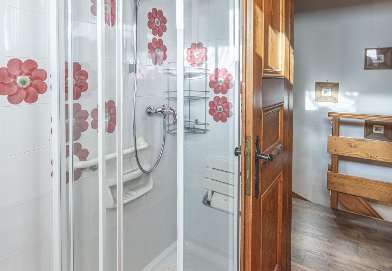 Apartment in Cortina d´Ampezzo - Casa Funivia 2, close to the cable car and the center