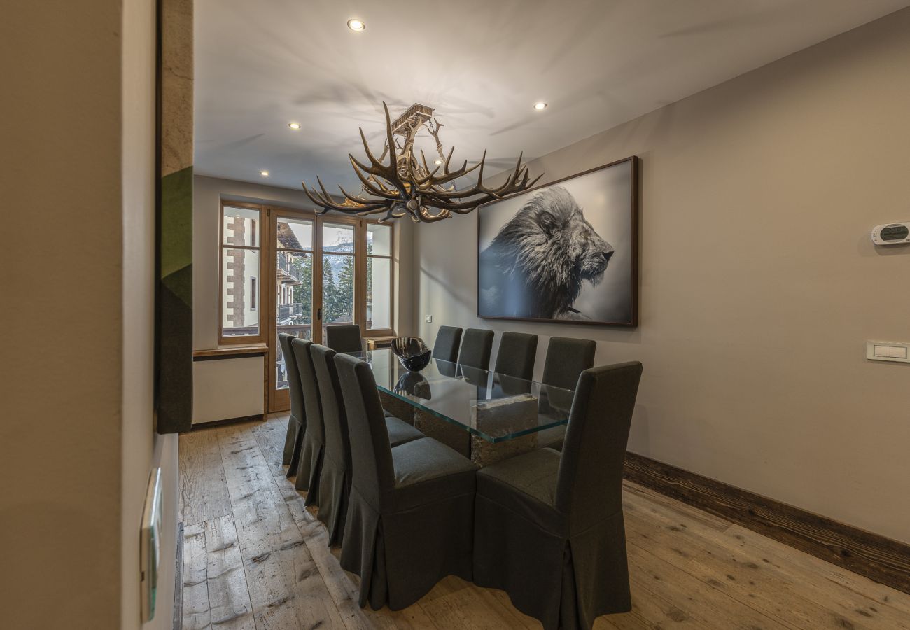 Apartment in Cortina d´Ampezzo - Casa Windsor, luxury in the center of Cortina