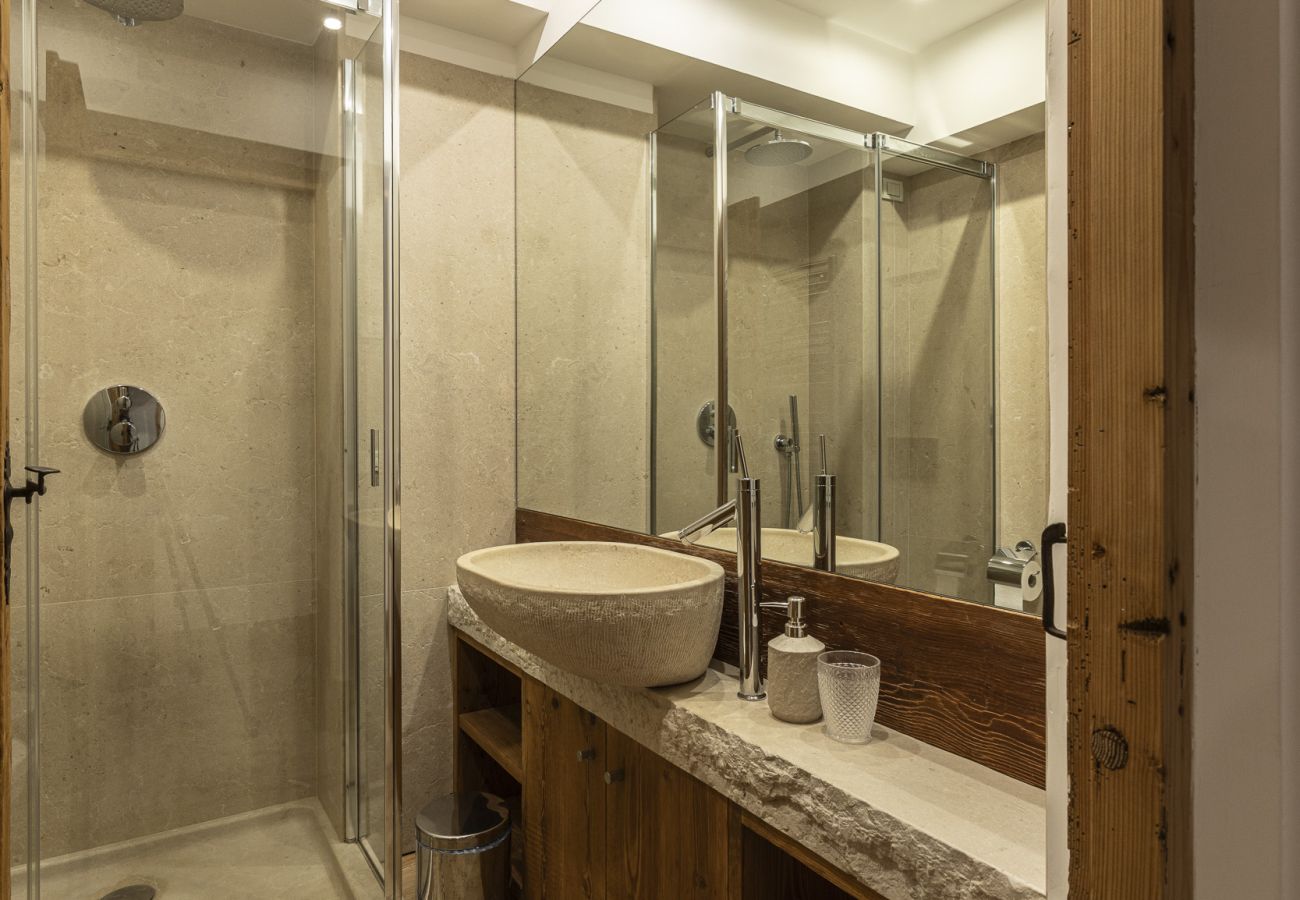 Apartment in Cortina d´Ampezzo - Casa Windsor, luxury in the center of Cortina