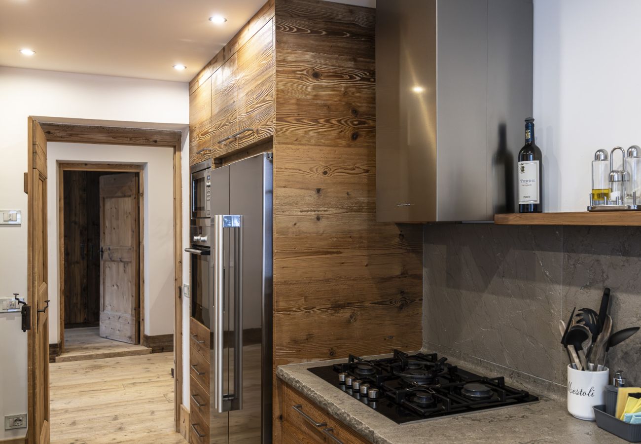 Apartment in Cortina d´Ampezzo - Casa Windsor, luxury in the center of Cortina