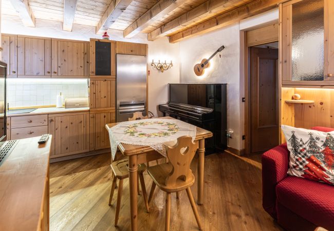 Apartment in Cortina d´Ampezzo - Casa Noce, quiet and surrounded by nature