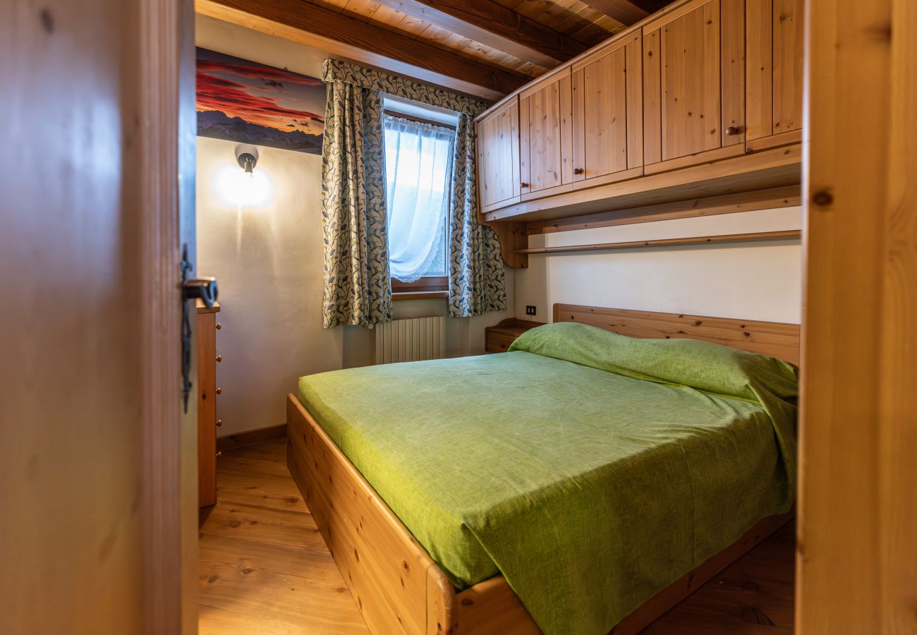 Apartment in Cortina d´Ampezzo - Casa Noce, quiet and surrounded by nature