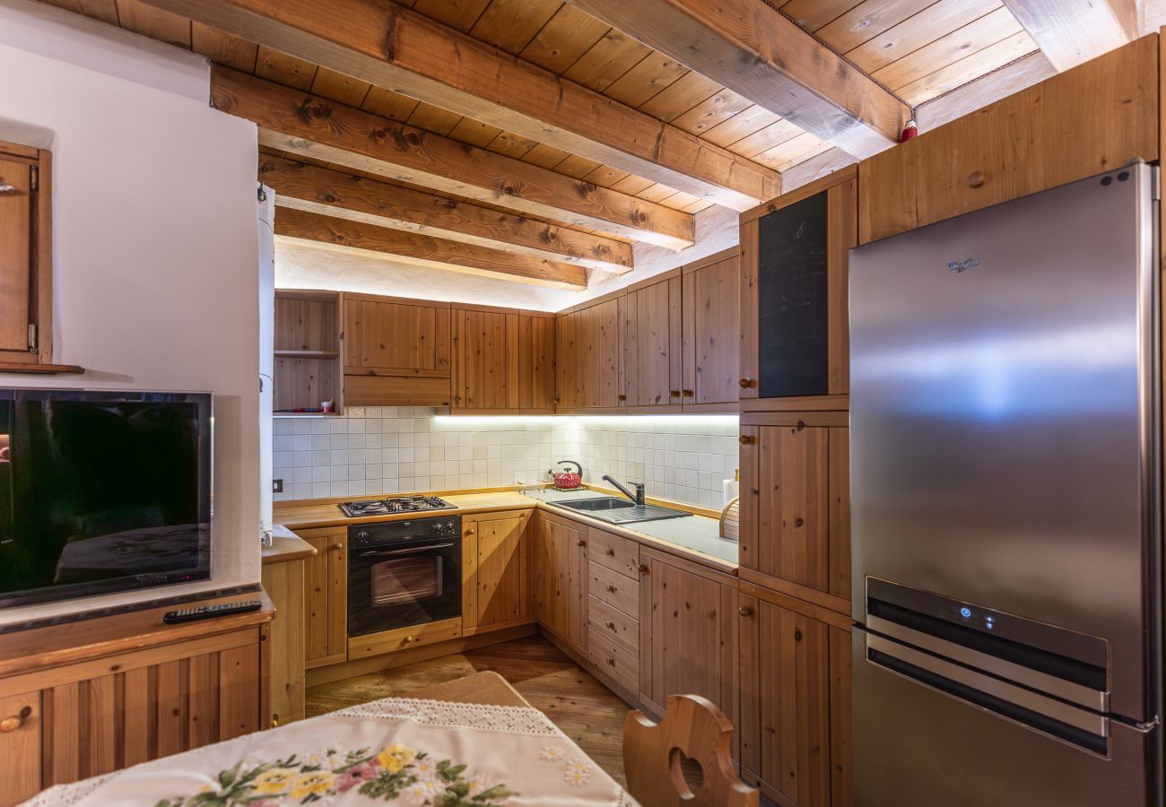 Apartment in Cortina d´Ampezzo - Casa Noce, quiet and surrounded by nature