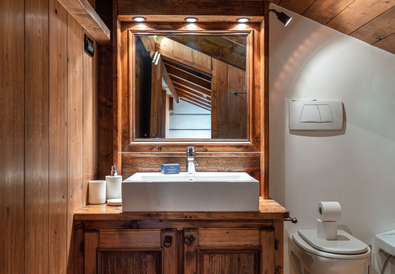 Apartment in Cortina d´Ampezzo - Casa Chalet Cortina – Spacious Living and Dolomite Views