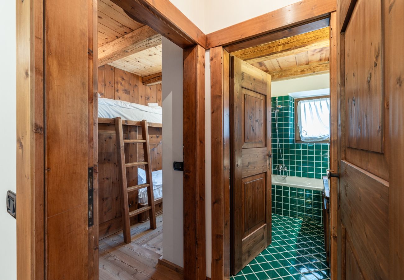 Apartment in Cortina d´Ampezzo - Casa Chalet Cortina – Spacious Living and Dolomite Views