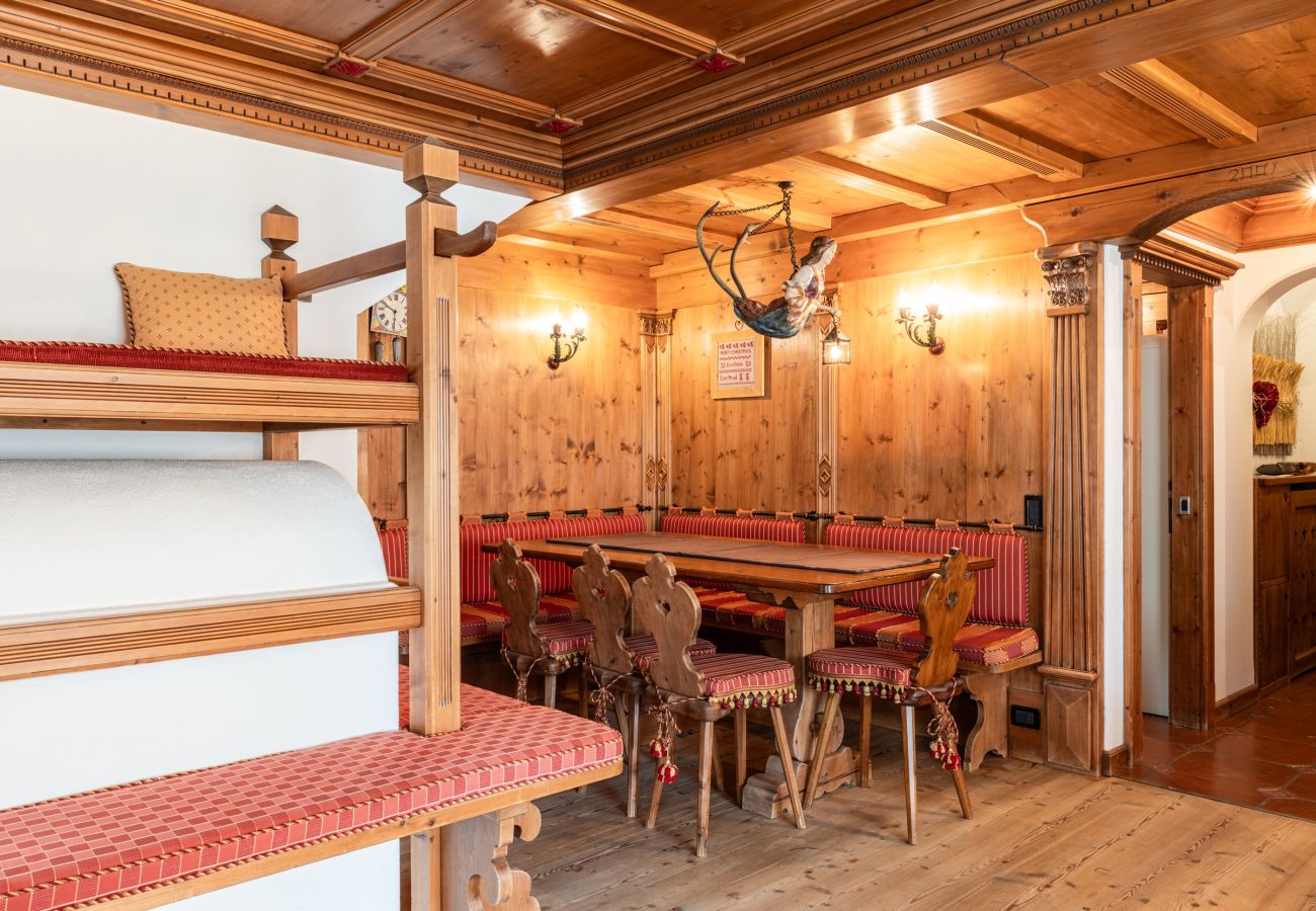 Apartment in Cortina d´Ampezzo - Casa Chalet Cortina – Spacious Living and Dolomite Views