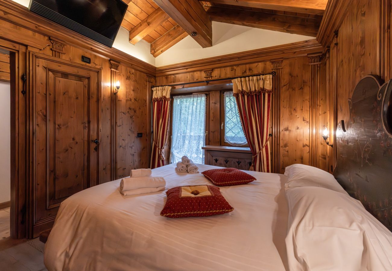 Apartment in Cortina d´Ampezzo - Casa Chalet Cortina – Spacious Living and Dolomite Views