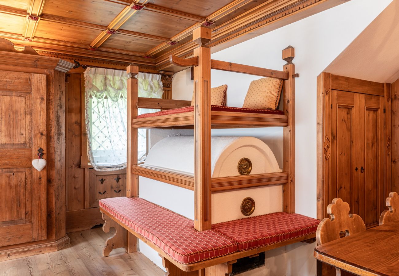 Apartment in Cortina d´Ampezzo - Casa Chalet Cortina – Spacious Living and Dolomite Views