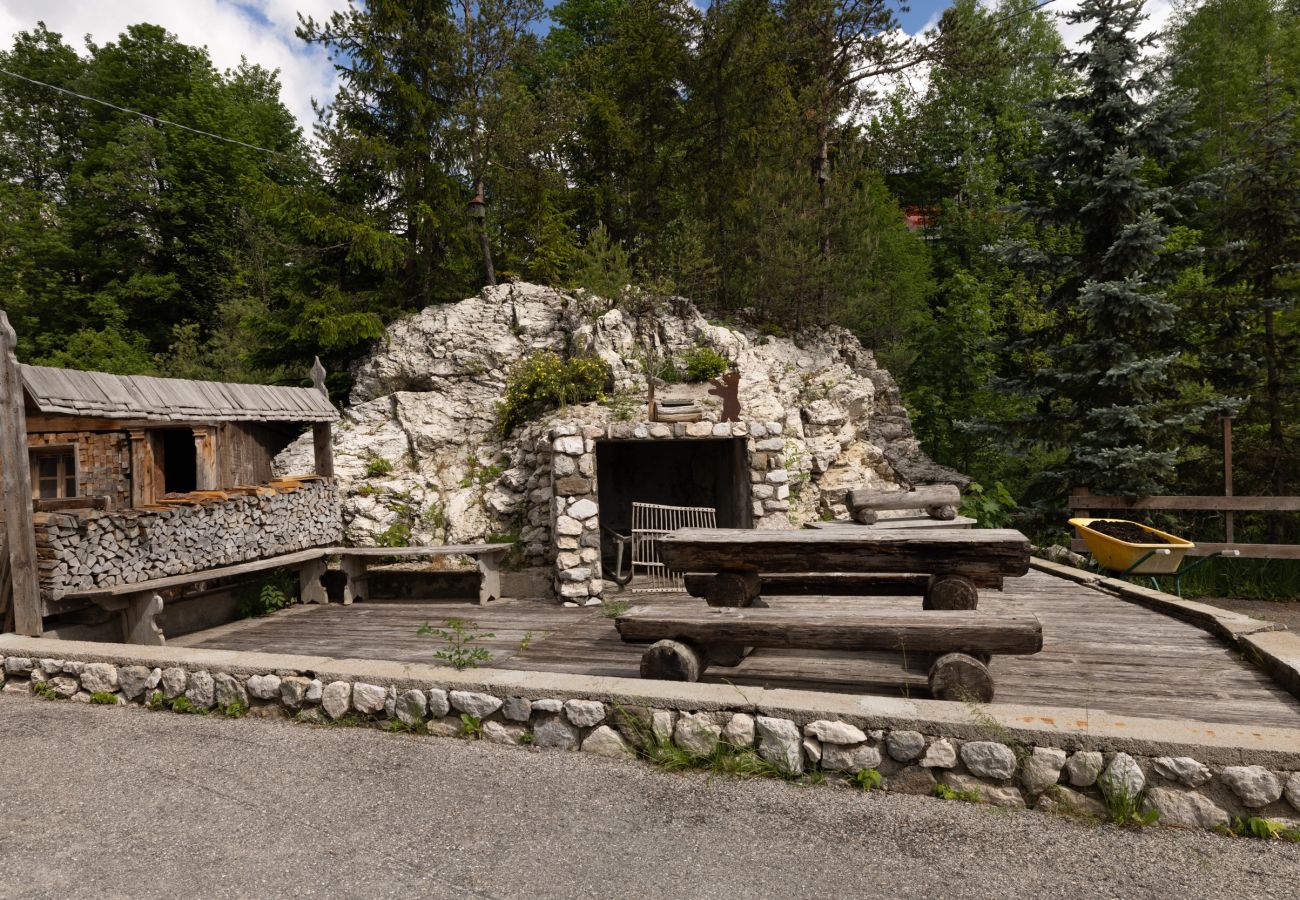Apartment in Cortina d´Ampezzo - Casa Chalet Cortina – Spacious Living and Dolomite Views