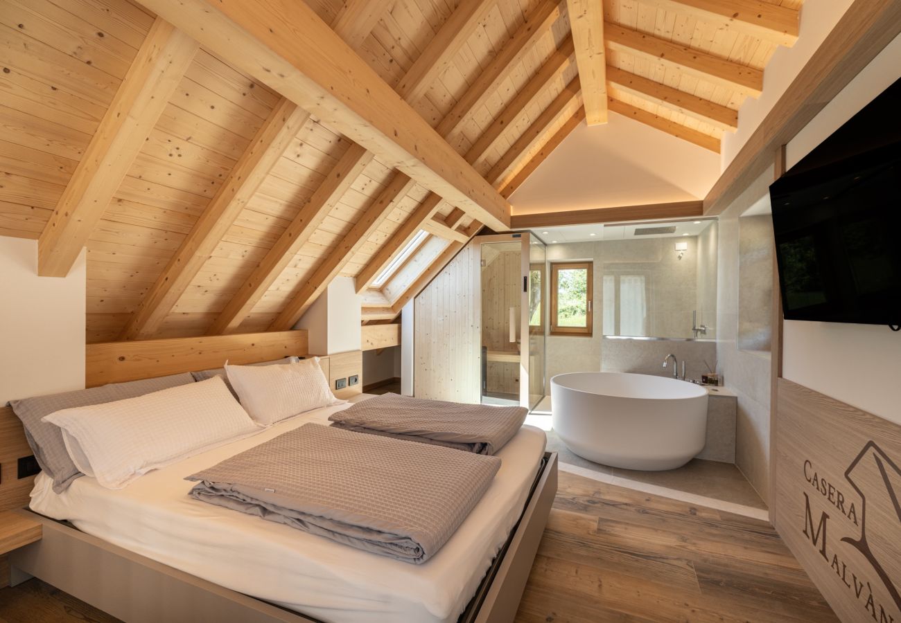 Cottage in Belluno - Casera Malvan: wellness and relaxation in Nevegal