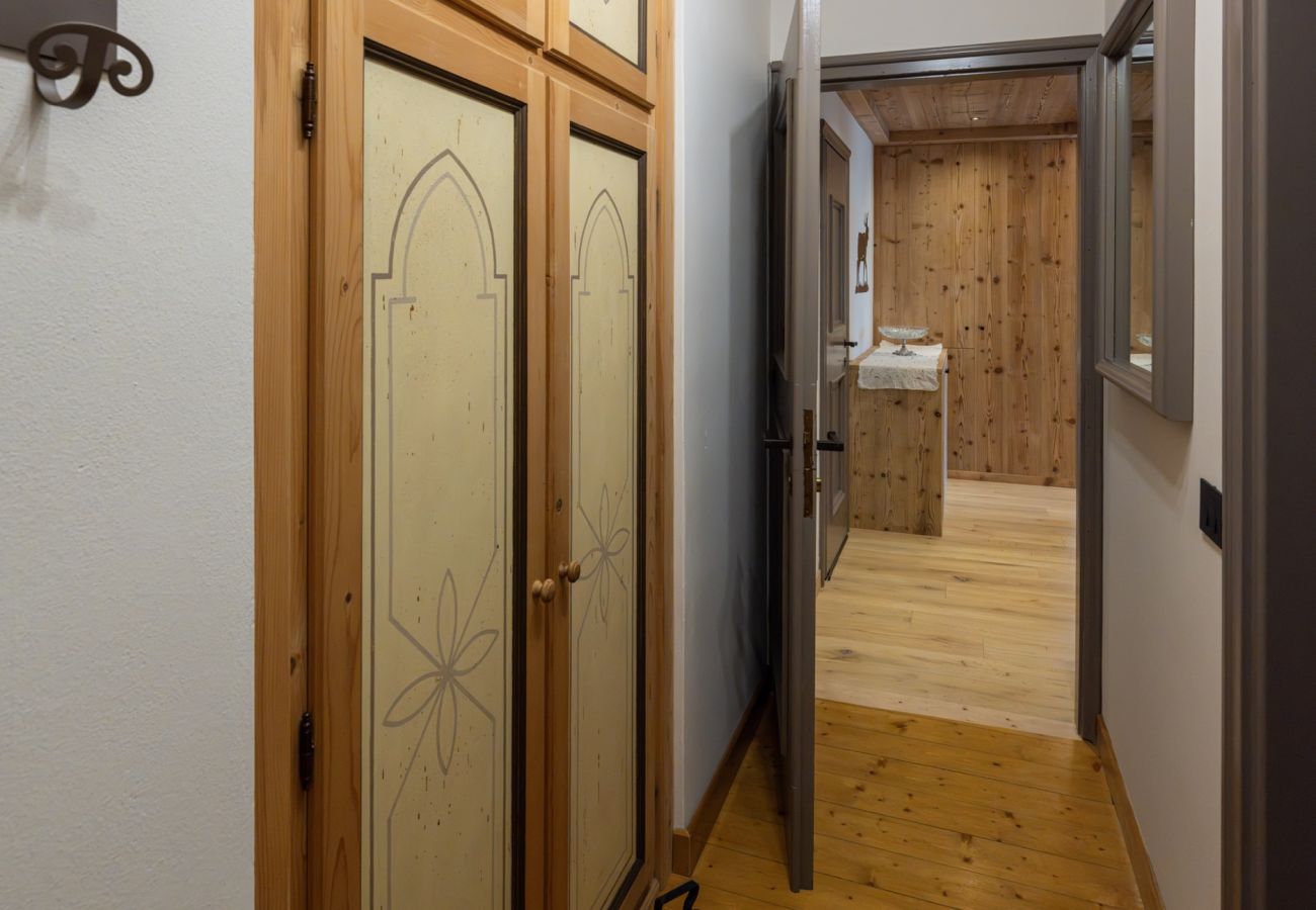 Apartment in Cortina d´Ampezzo - Casa Cosulich – elegant with furnished patio and dolomites View