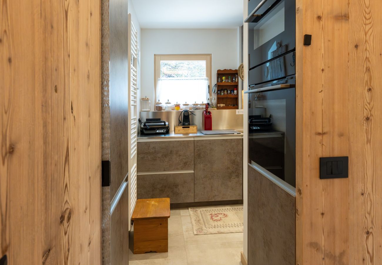 Apartment in Cortina d´Ampezzo - Casa Cosulich – elegant with furnished patio and dolomites View