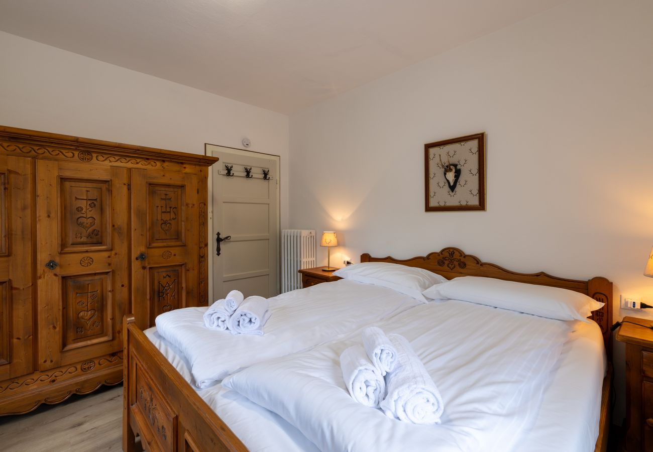 Apartment in Cortina d´Ampezzo - Casa Alberti, with a panoramic balcony and parking